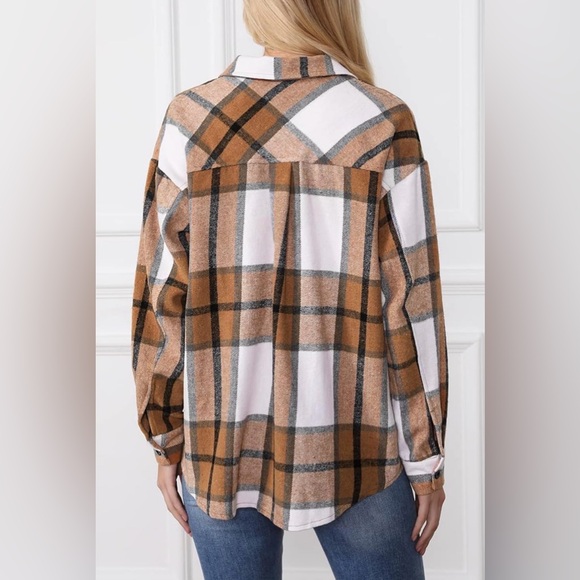 Plaid Button-Up Shacket - Picture 3 of 4